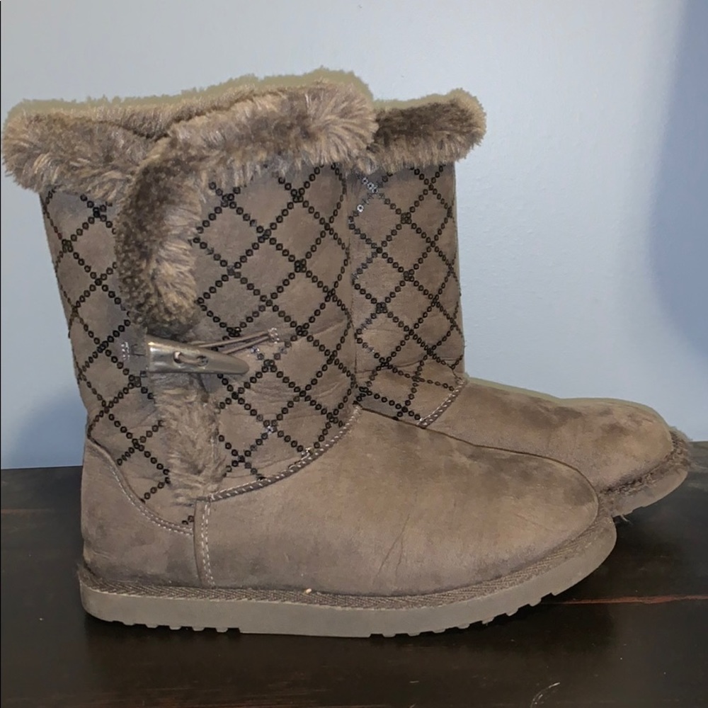 MAGELLAN Outdoors Girls Boots